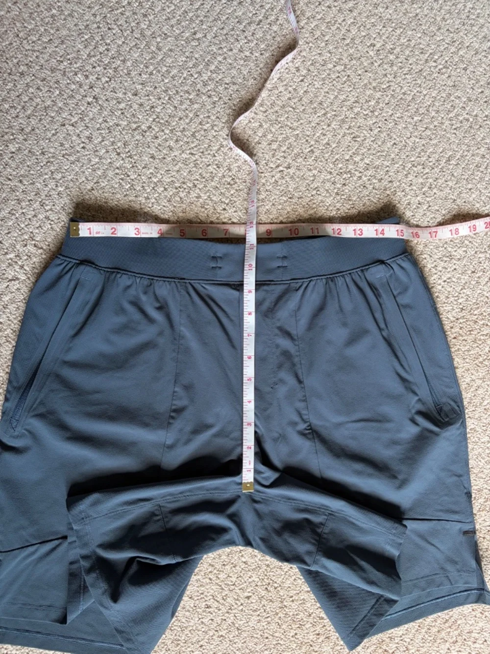 Lululemon men shorts License to Train Linerless 7